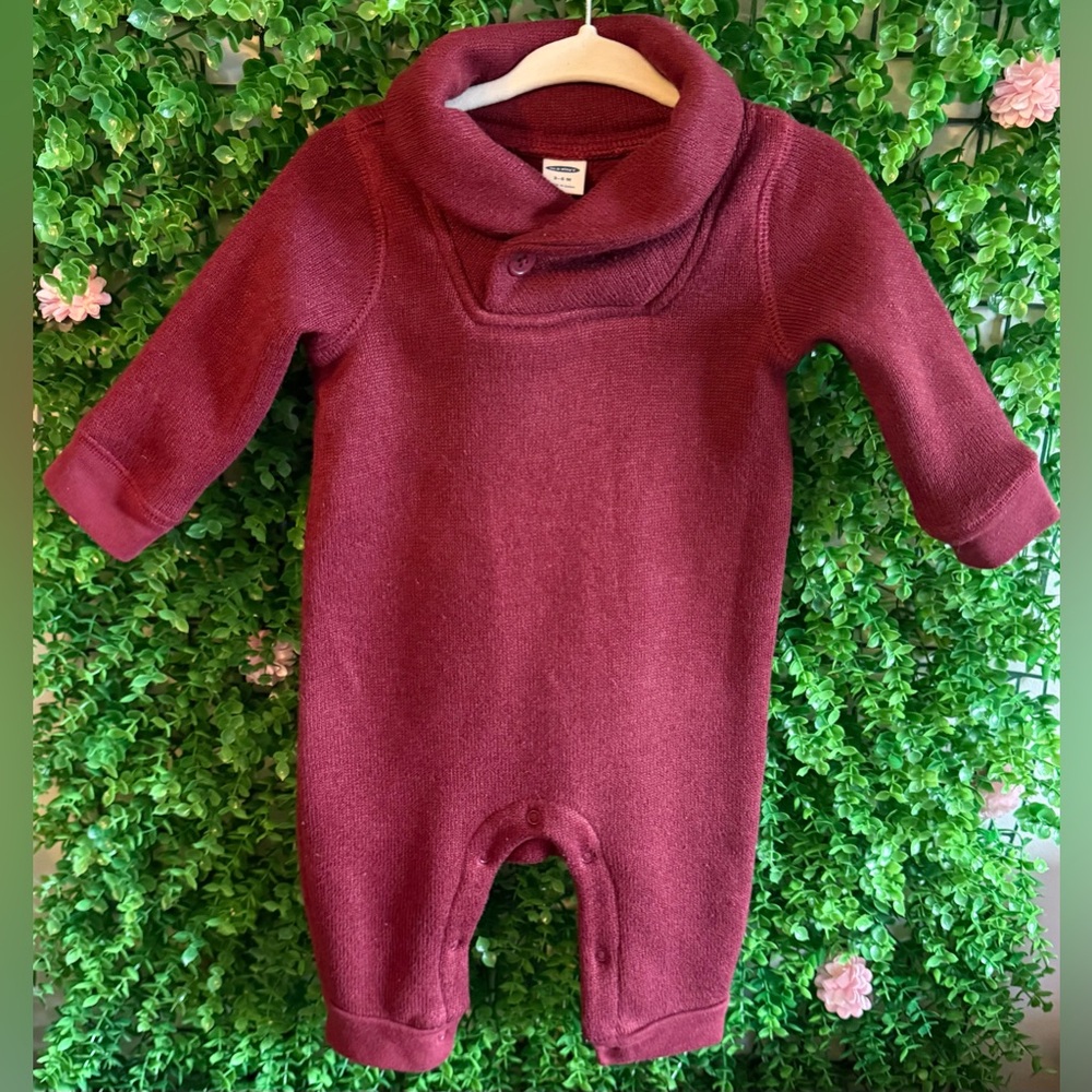 Old Navy Maroon Knit Romper Suit Turtle Neck (3–6M)